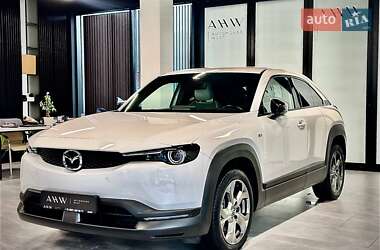 Внедорожник / Кроссовер Mazda MX-30 2022 в 