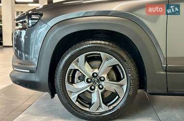 Позашляховик / Кросовер Mazda MX-30 2020 в 
