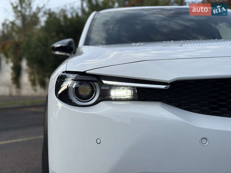 Позашляховик / Кросовер Mazda MX-30 2021 в Рівному