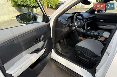 Внедорожник / Кроссовер Mazda MX-30 2021 в 