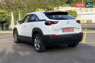 Внедорожник / Кроссовер Mazda MX-30 2021 в 