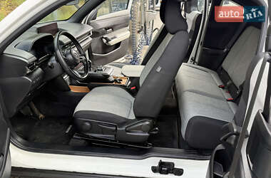 Внедорожник / Кроссовер Mazda MX-30 2023 в 