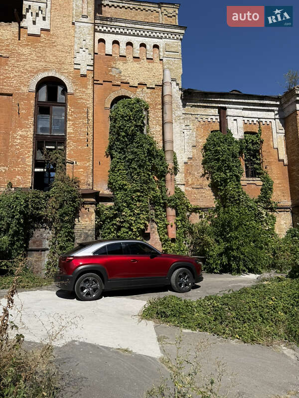 Позашляховик / Кросовер Mazda MX-30 2021 в Києві