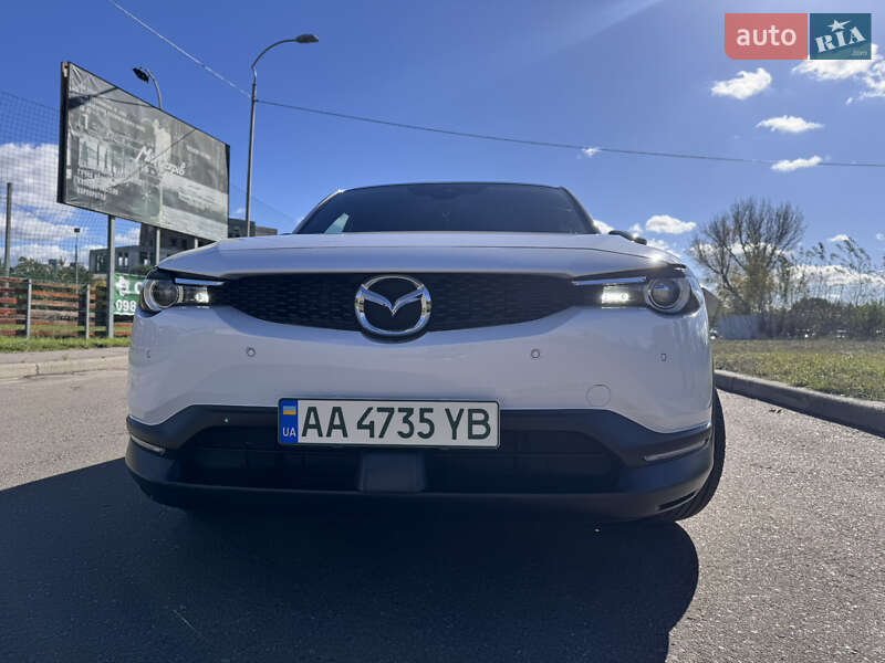 Внедорожник / Кроссовер Mazda MX-30 2021 в Киеве