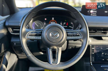 Позашляховик / Кросовер Mazda MX-30 2020 в 