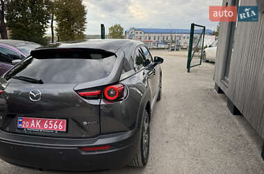Внедорожник / Кроссовер Mazda MX-30 2020 в 