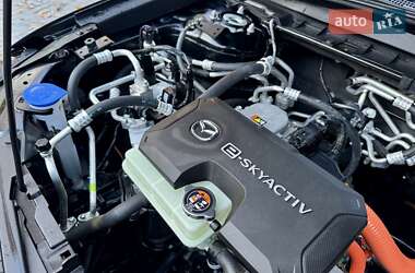 Внедорожник / Кроссовер Mazda MX-30 2021 в 