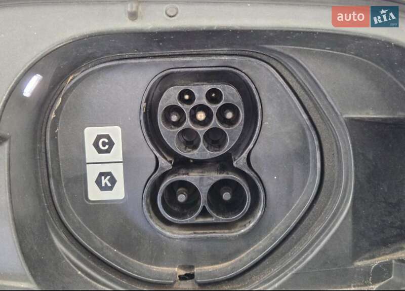 Позашляховик / Кросовер Mazda MX-30 2021 в Києві