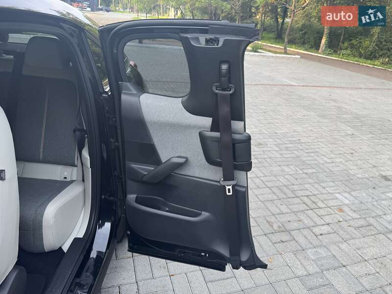 Внедорожник / Кроссовер Mazda MX-30 2021 в Дрогобыче фото 111 Внедорожник / Кроссовер Mazda MX-30 2021 в Дрогобыче