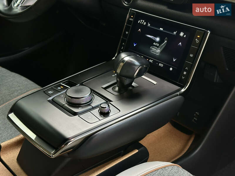 Позашляховик / Кросовер Mazda MX-30 2021 в Івано-Франківську