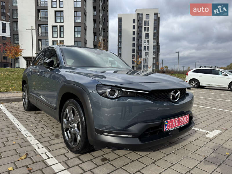 Внедорожник / Кроссовер Mazda MX-30 2021 в Луцке