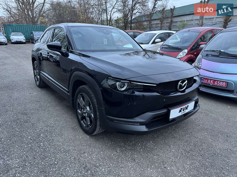 Внедорожник / Кроссовер Mazda MX-30 2020 в Тернополе