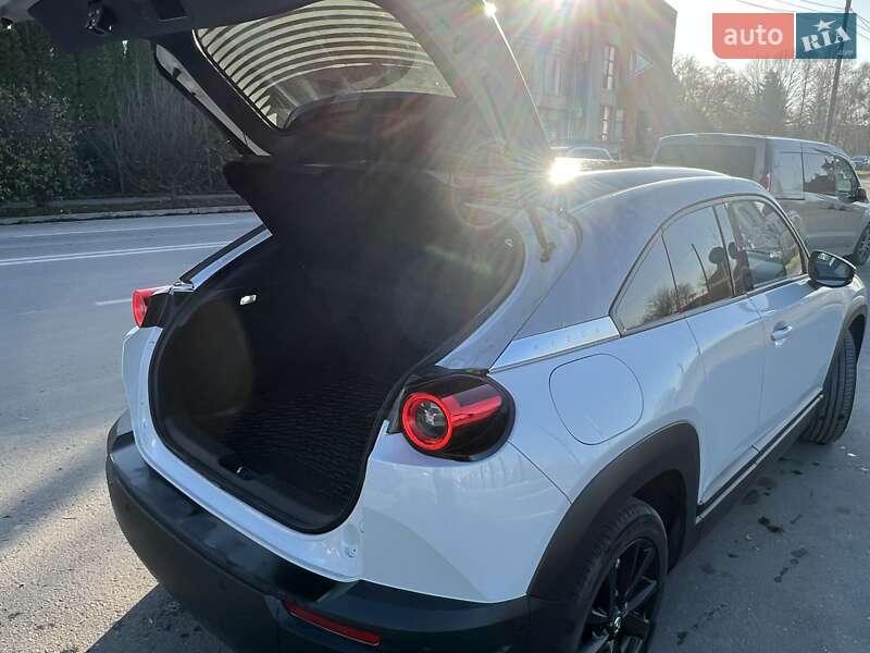 Внедорожник / Кроссовер Mazda MX-30 2020 в Черновцах фото 6 Внедорожник / Кроссовер Mazda MX-30 2020 в Черновцах