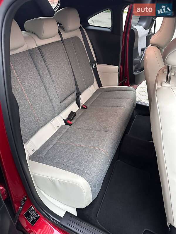 Внедорожник / Кроссовер Mazda MX-30 2022 в Ивано-Франковске