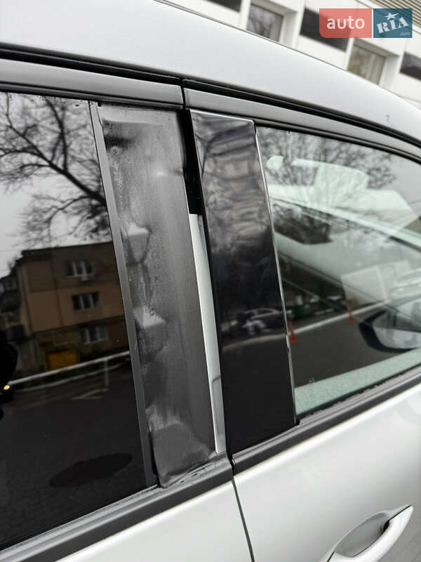 Внедорожник / Кроссовер Mazda MX-30 2021 в Одессе