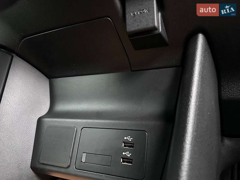 Позашляховик / Кросовер Mazda MX-30 2020 в Тлумачі