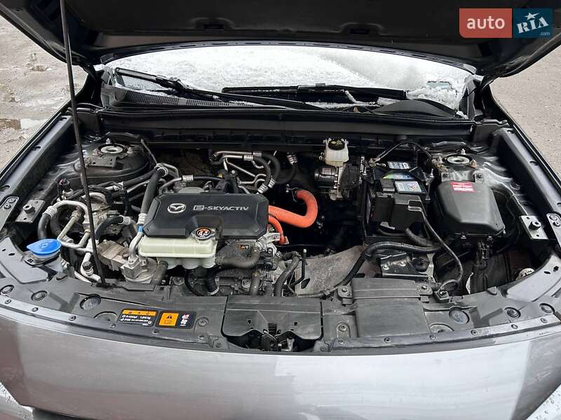 Позашляховик / Кросовер Mazda MX-30 2020 в Тлумачі