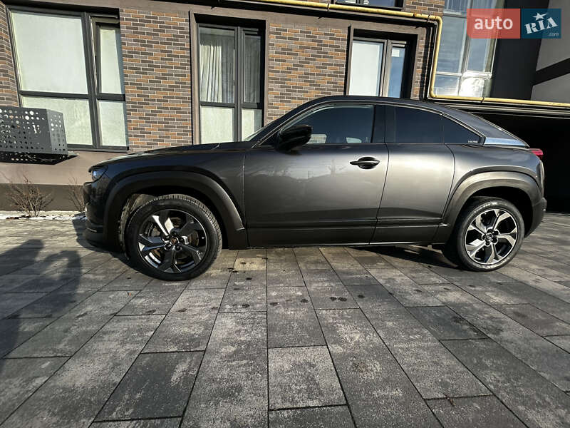 Внедорожник / Кроссовер Mazda MX-30 2021 в Львове