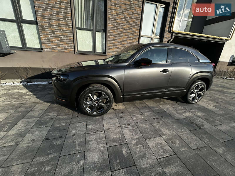 Внедорожник / Кроссовер Mazda MX-30 2021 в Львове