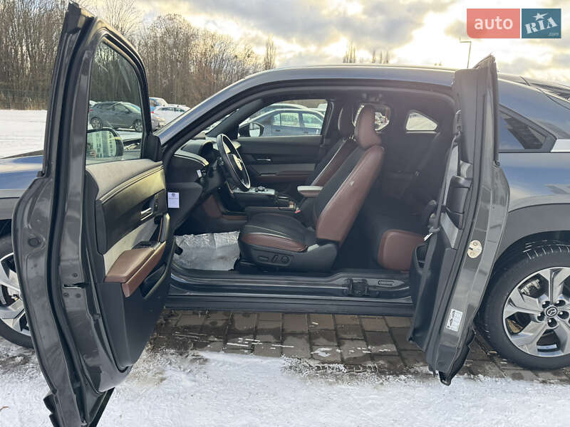 Позашляховик / Кросовер Mazda MX-30 2020 в Луцьку