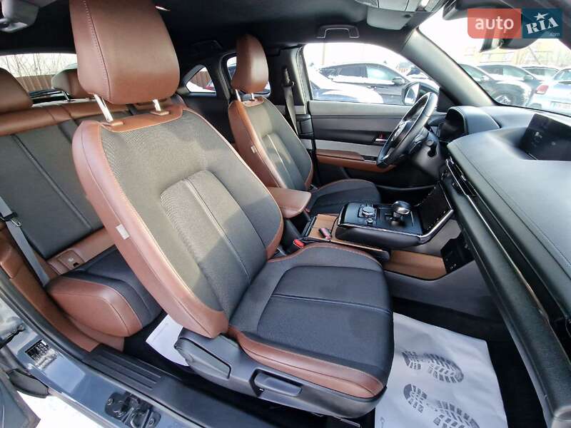 Внедорожник / Кроссовер Mazda MX-30 2020 в Виннице