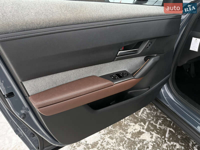 Внедорожник / Кроссовер Mazda MX-30 2020 в Виннице