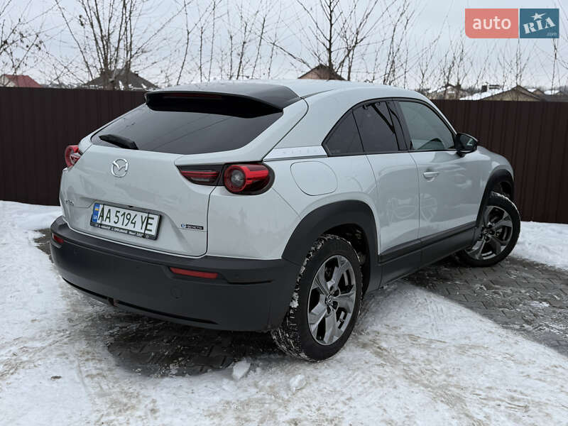 Внедорожник / Кроссовер Mazda MX-30 2020 в Виннице