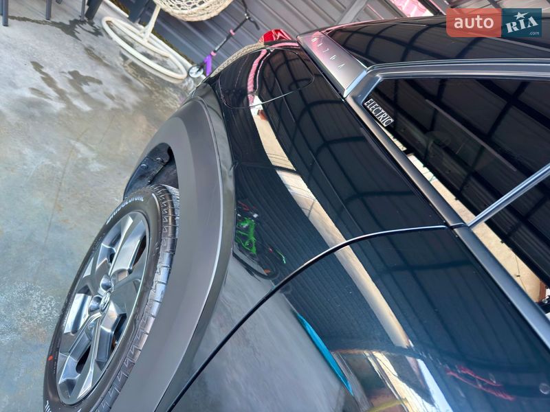 Внедорожник / Кроссовер Mazda MX-30 2021 в Дрогобыче