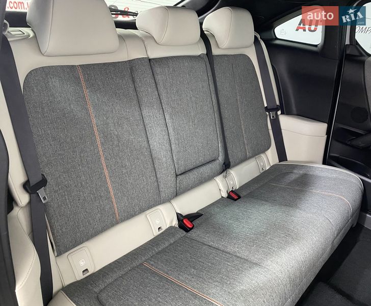 Внедорожник / Кроссовер Mazda MX-30 2020 в Львове