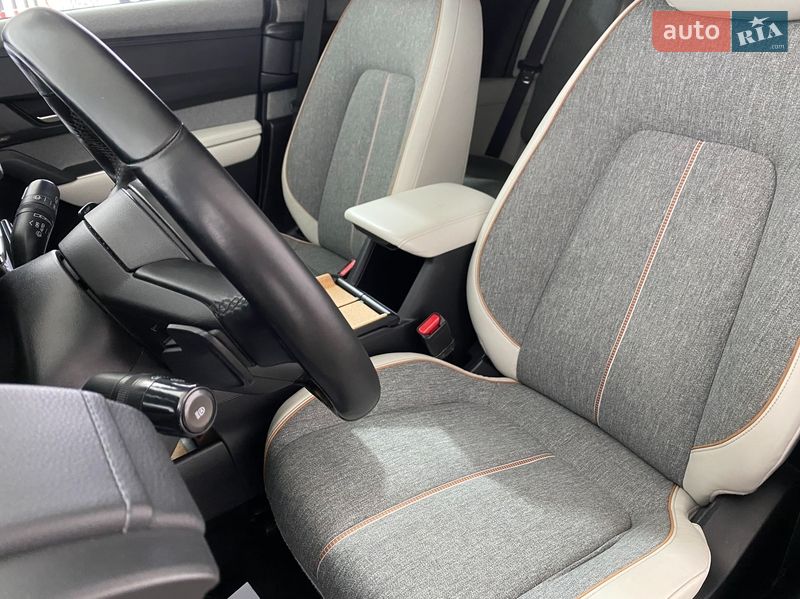 Внедорожник / Кроссовер Mazda MX-30 2020 в Львове