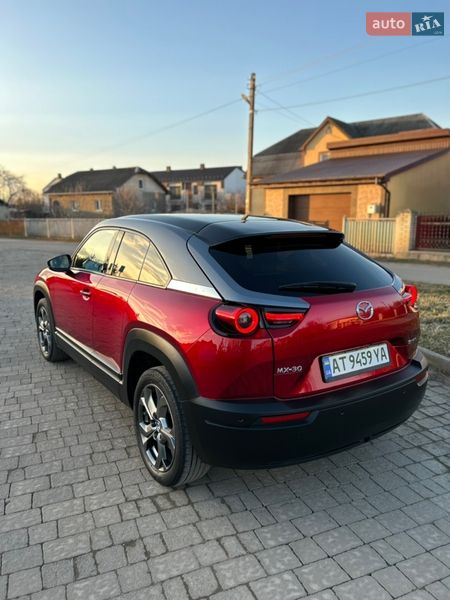 Внедорожник / Кроссовер Mazda MX-30 2020 в Ивано-Франковске