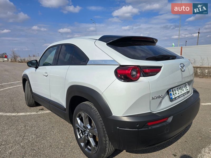 Внедорожник / Кроссовер Mazda MX-30 2020 в Виннице