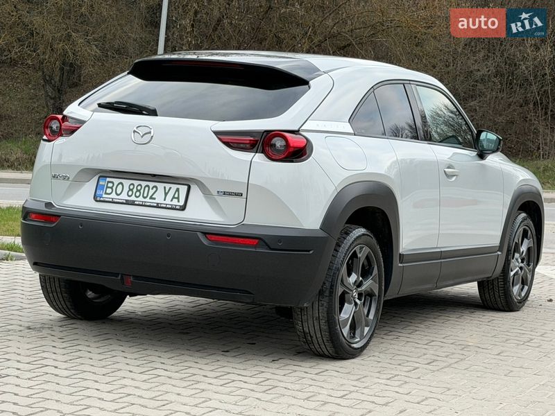 Внедорожник / Кроссовер Mazda MX-30 2020 в Тернополе