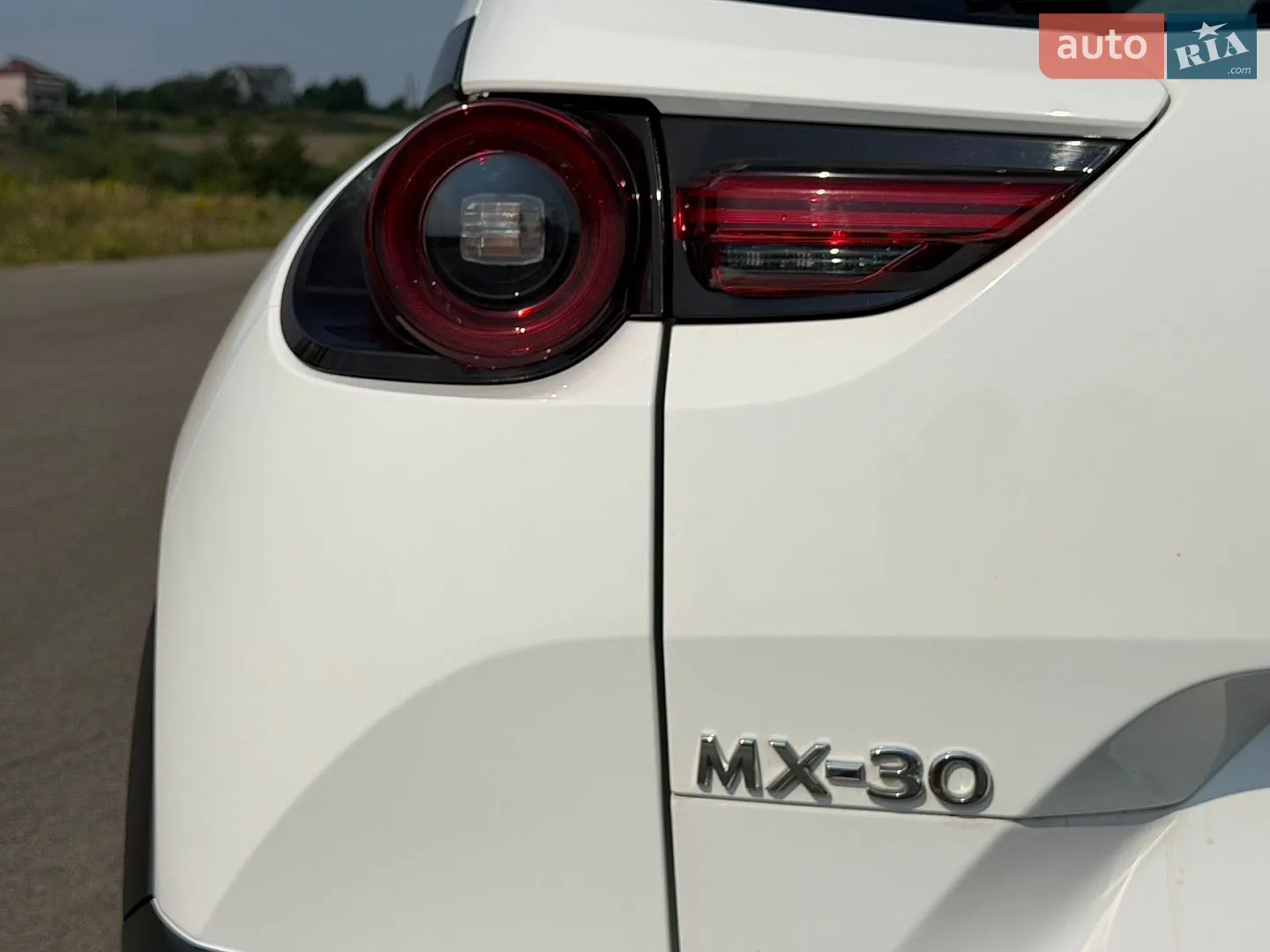 2021 Mazda MX-30 - мініатюра 11