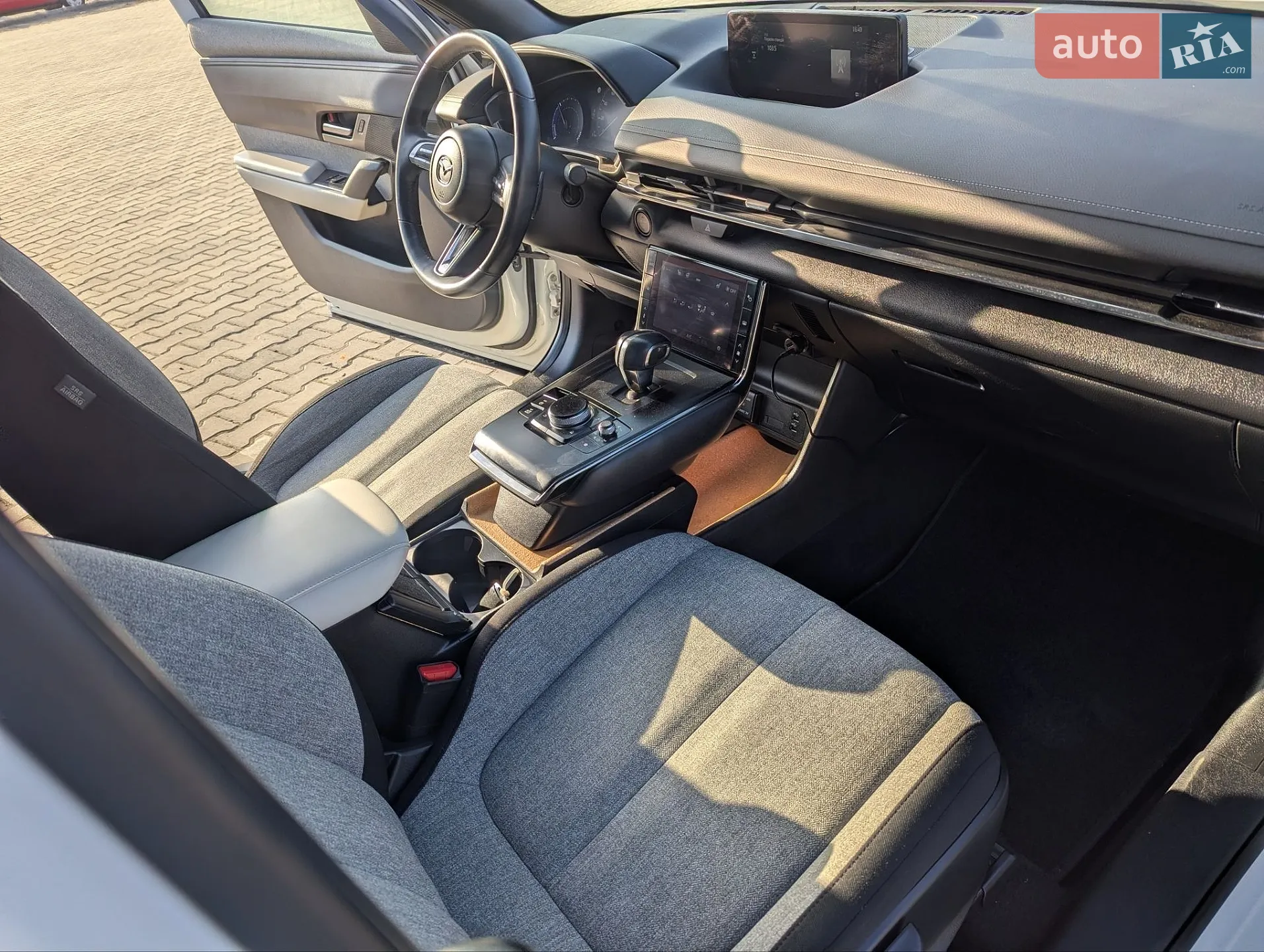 2021 Mazda MX-30 - мініатюра 37