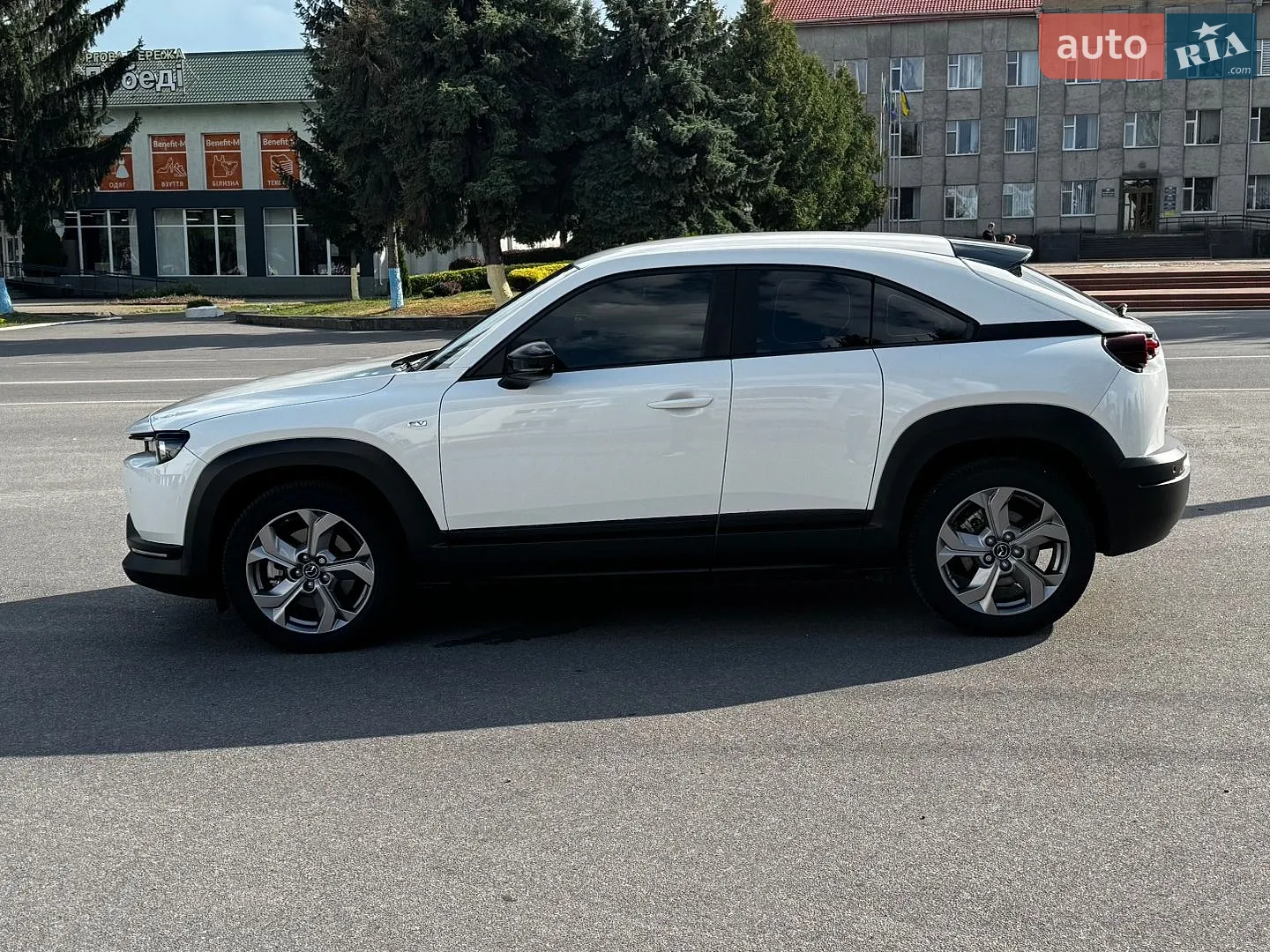 2022 Mazda MX-30 - мініатюра 3