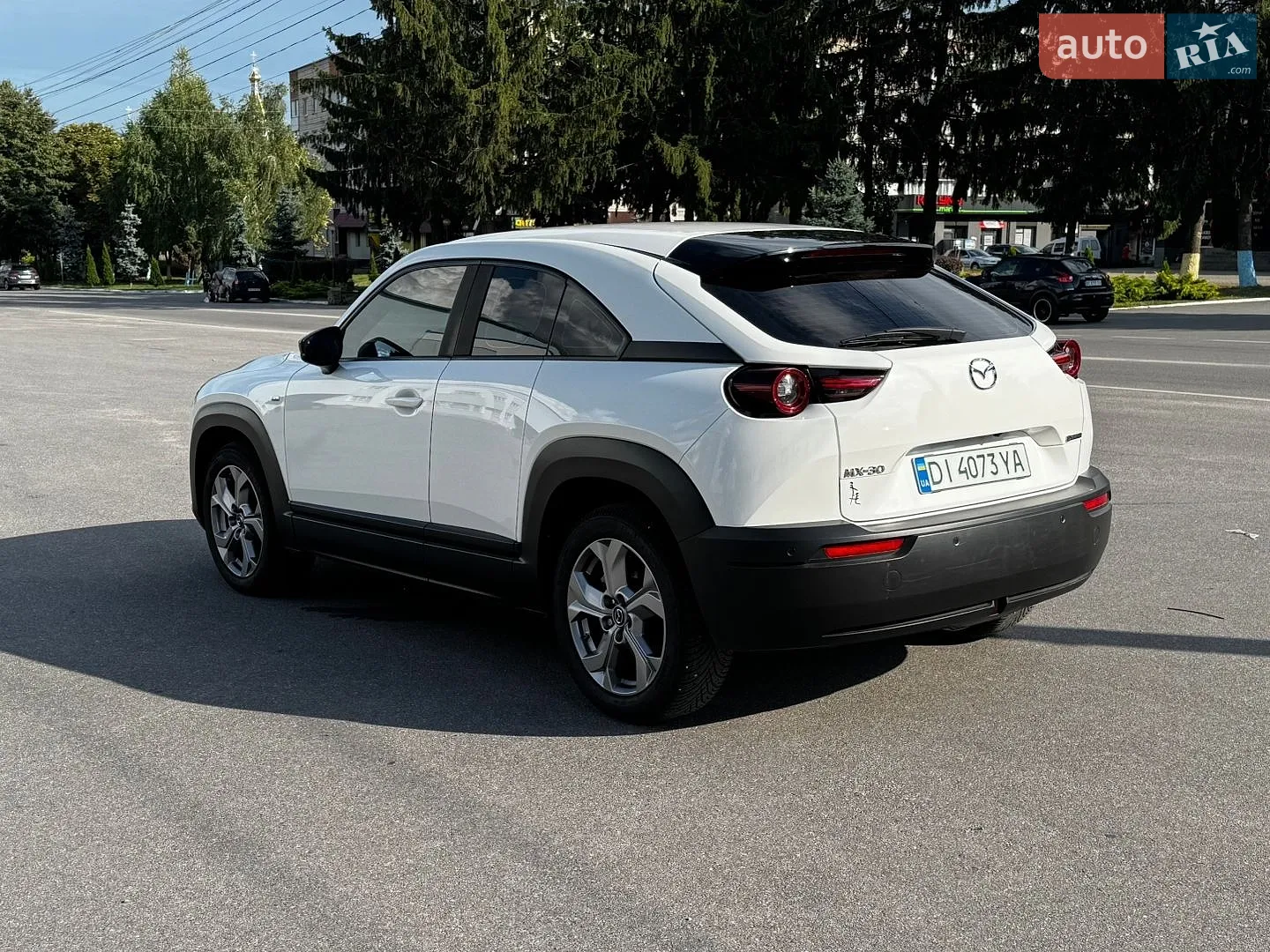 2022 Mazda MX-30 - мініатюра 4