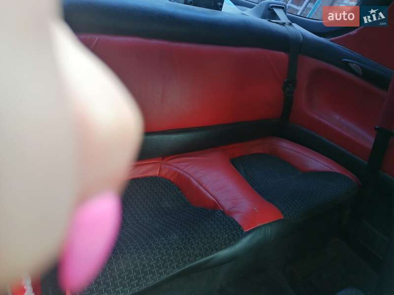 Купе Mazda MX-3 1993 в Белой Церкви