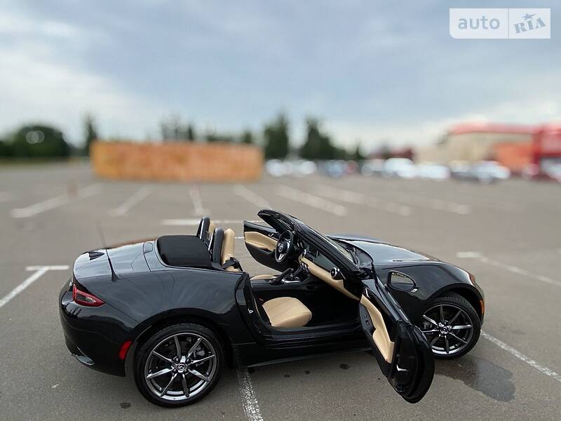 Родстер Mazda MX-5 2016 в Києві
