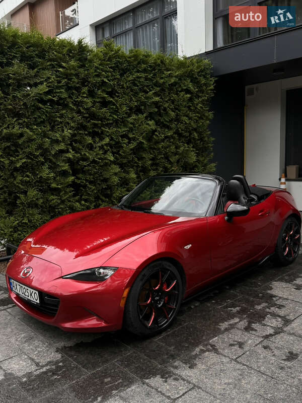 Родстер Mazda MX-5 2015 в Козині