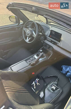 Родстер Mazda MX-5 2018 в 