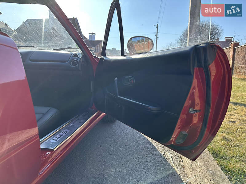 Родстер Mazda MX-5 1996 в Ровно
