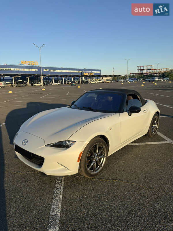Родстер Mazda MX-5 2016 в Києві