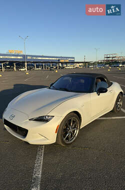 Родстер Mazda MX-5 2016 в 