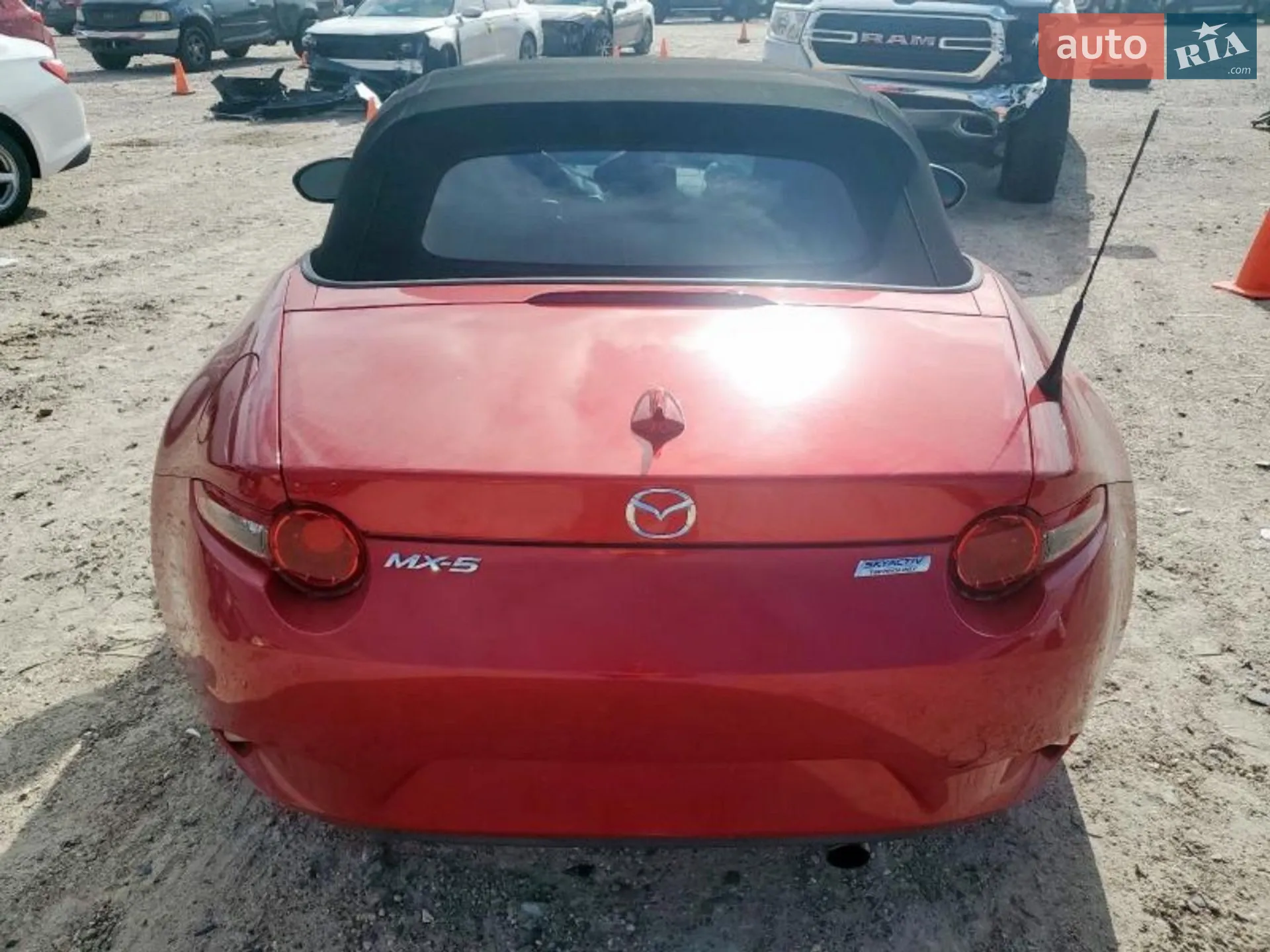 2017 Mazda MX-5 - мініатюра 16