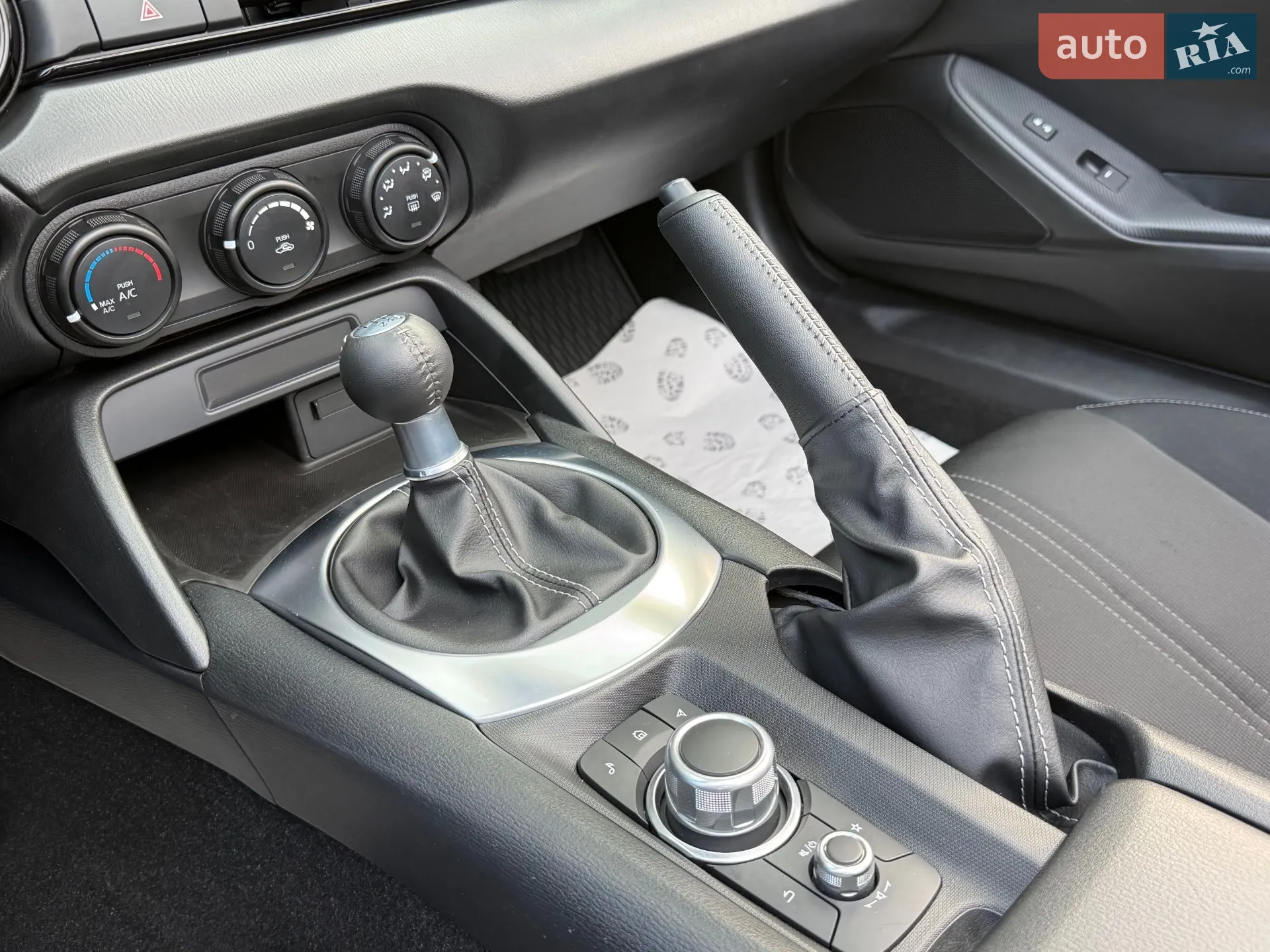2023 Mazda MX-5 - мініатюра 35