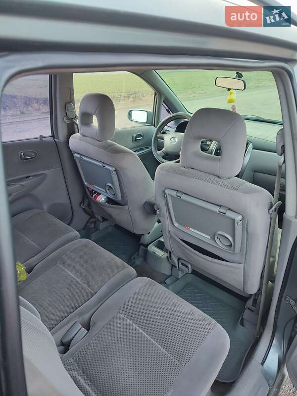 Минивэн Mazda Premacy 2003 в Ровно
