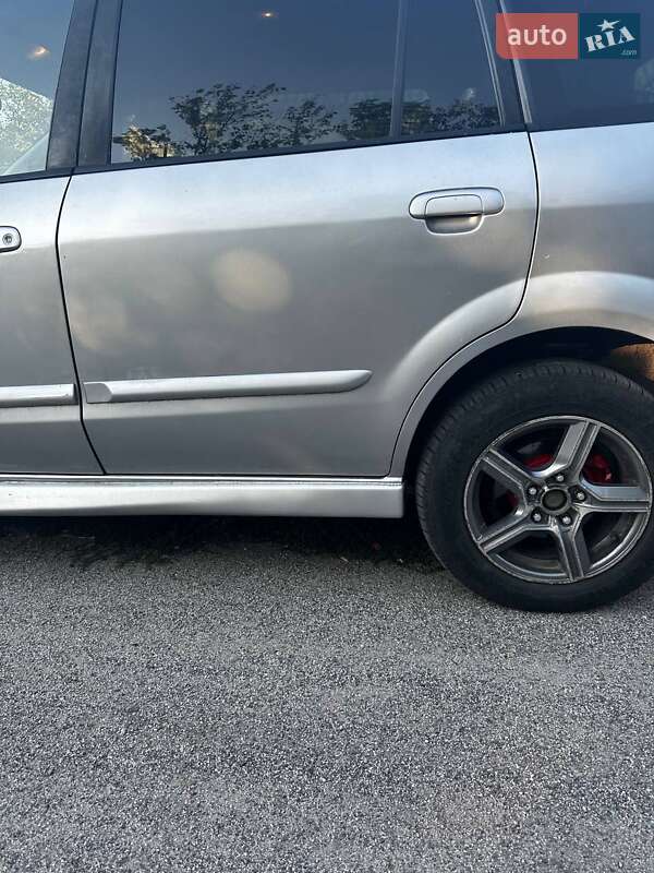 Минивэн Mazda Premacy 2004 в Кропивницком