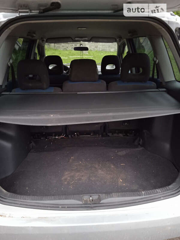 Минивэн Mazda Premacy 2004 в Сколе