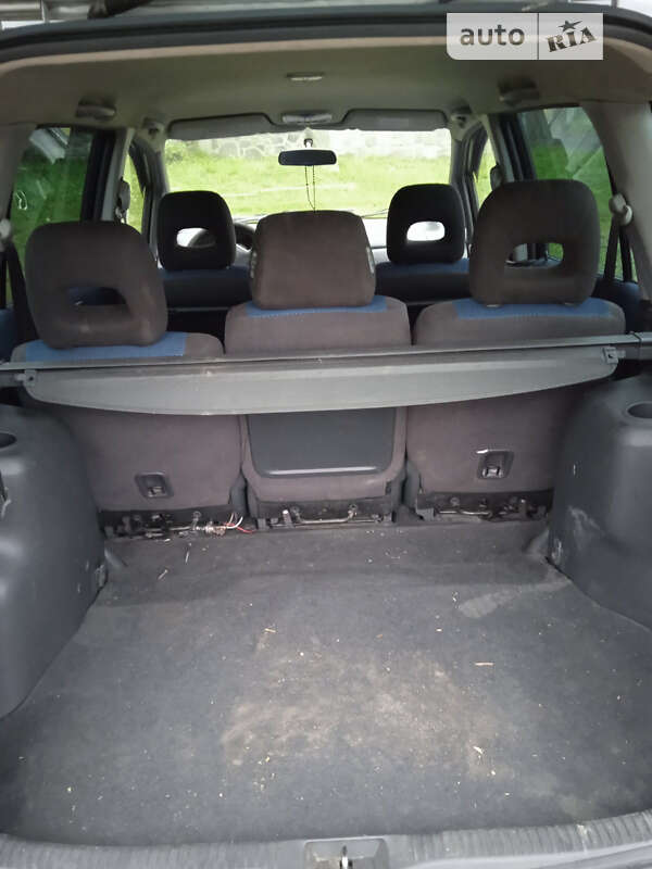 Минивэн Mazda Premacy 2004 в Сколе